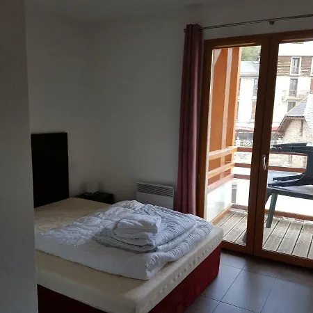 Prive Pic De L'ours * Font-Romeu-Odeillo-Via